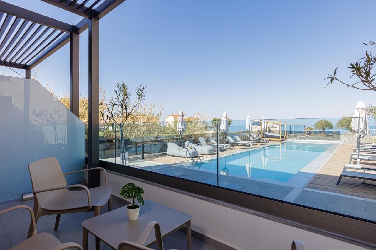 Eleven Boutique Suites Stavromenos Exterior foto