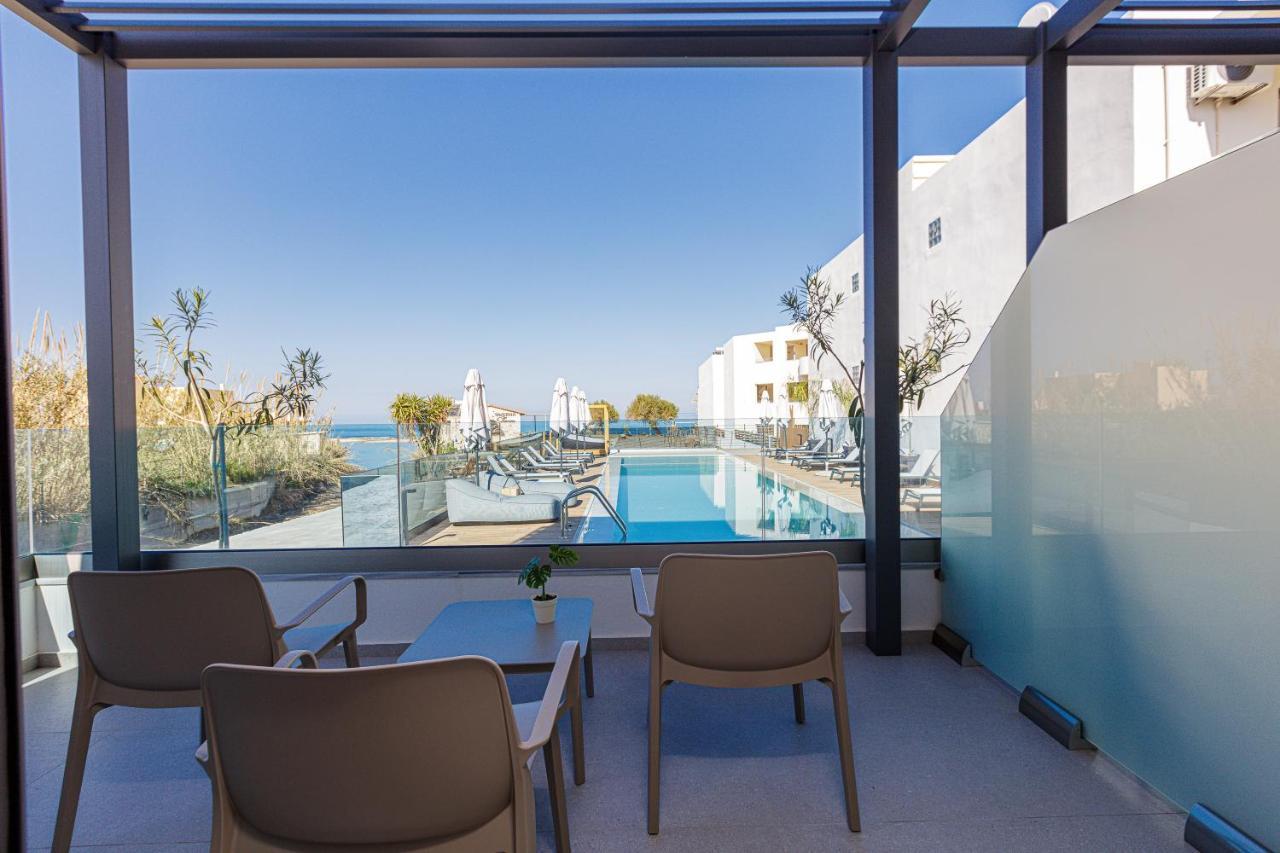 Eleven Boutique Suites Stavromenos Exterior foto