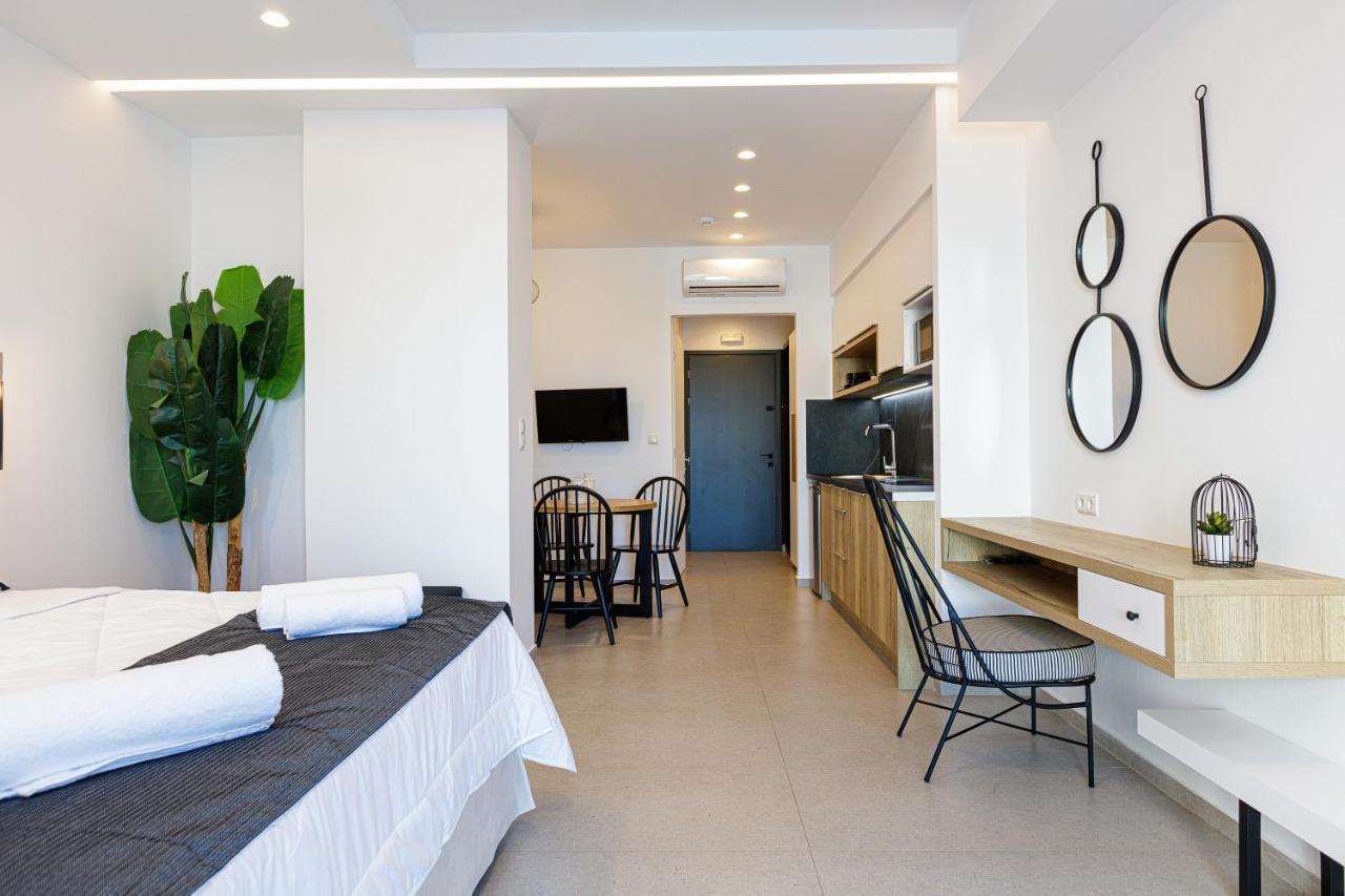 Eleven Boutique Suites Stavromenos Exterior foto