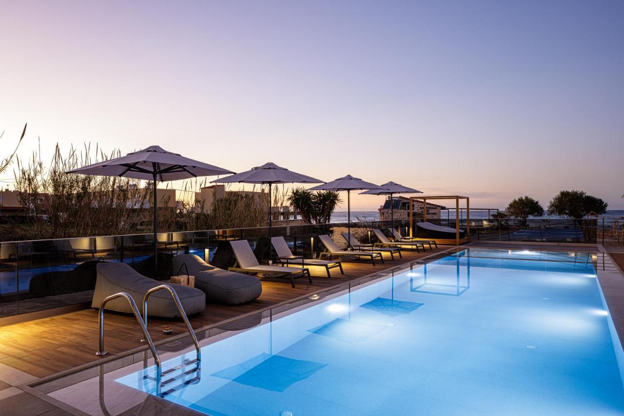 Eleven Boutique Suites Stavromenos Exterior foto